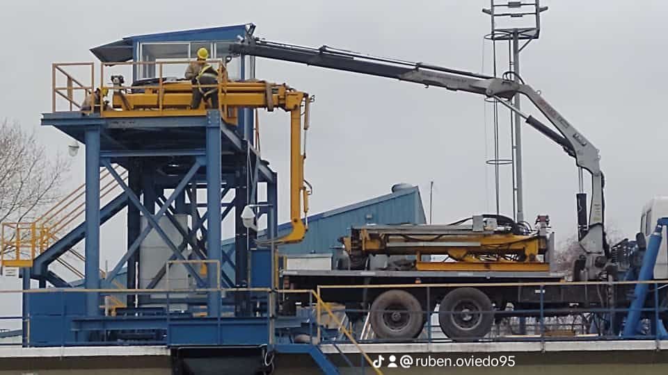 NORIAS Y ELEVADORES - trabajo de R Y RJSP OVIEDO